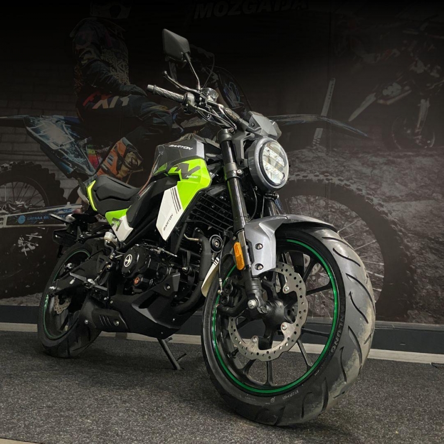 Nyíregyházán is elérhető a Barton Naked 125!