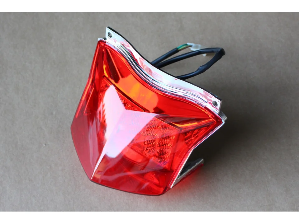 jaszmotor_webshop_hatso_lampa_benzer_quebec_-_mr