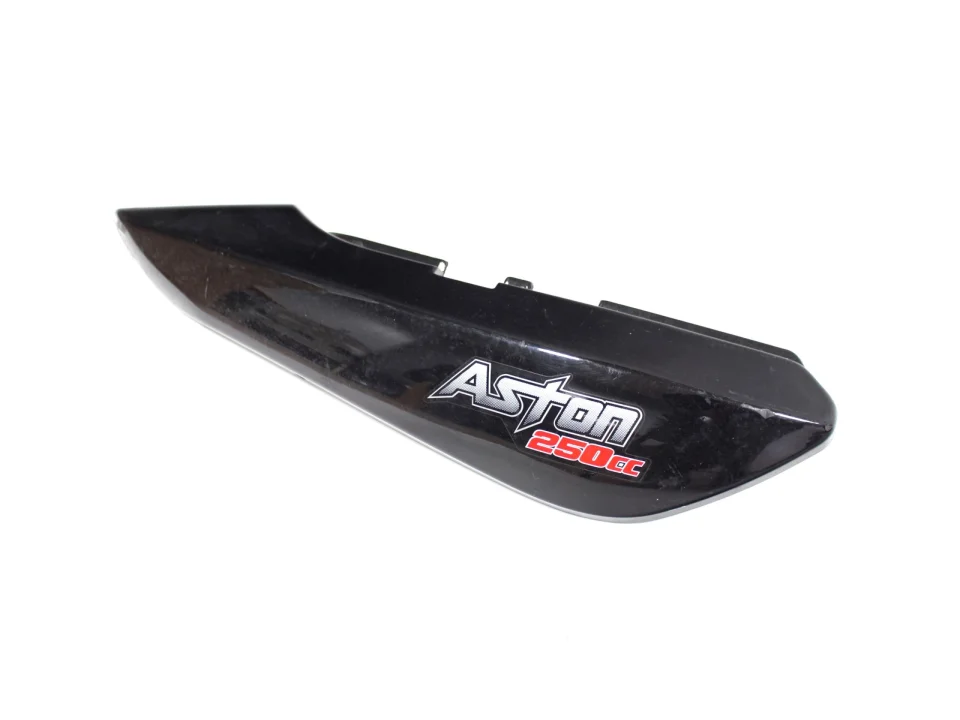 jaszmotor_webshop_muanyag_oldal_idom_benzer_aston_250_(jobb_oldali,_fekete)_-_mr