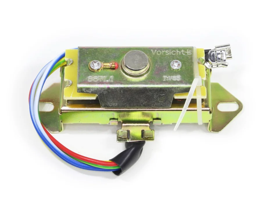jaszmotor_webshop_feszultseg_szabalyzo_simson_6v_-_mr