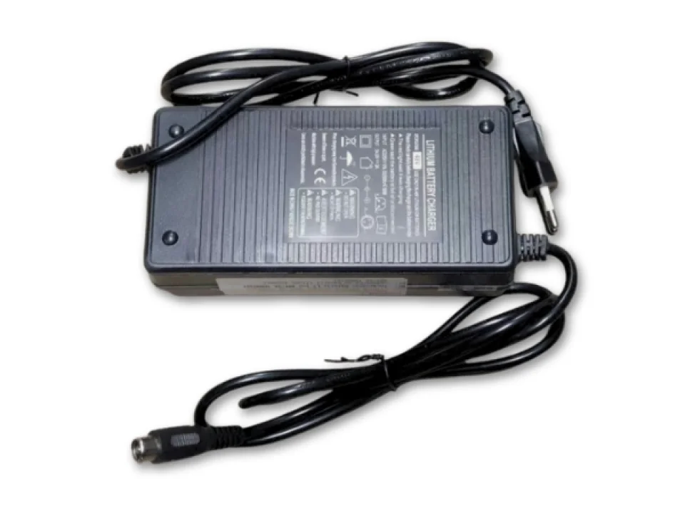 jaszmotor_webshop_akkumulator_tolto_(li-ion)_48v_2.8a_(kerek_tipus)