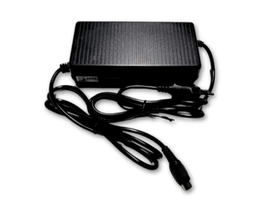 jaszmotor_webshop_akkumulator_tolto_(litium)_36v_(kerek_tipus,_zt-32)