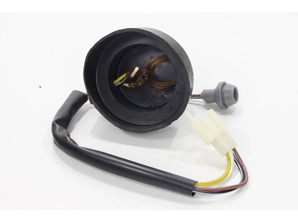 jaszmotor_webshop_izzo_foglalat_benzer_yankee