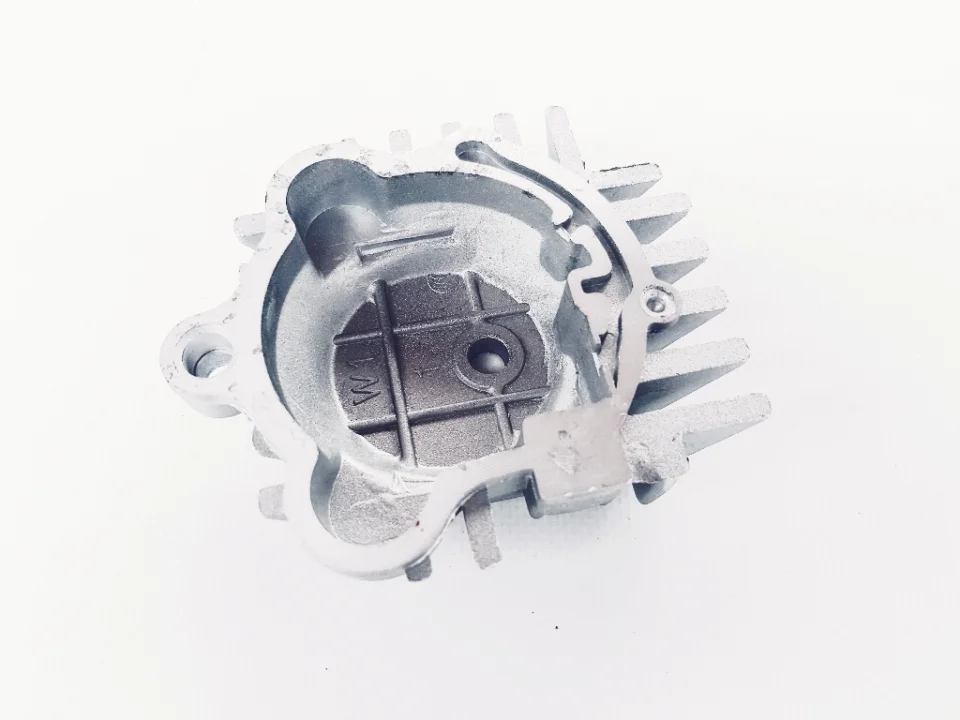 jaszmotor_webshop_szelep_fedel_robbanomotoros_kerekparhoz_(alulvezerelt)