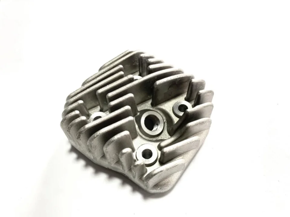 jaszmotor_webshop_hengerfej_peugeot_speedfight_buxy_elyseo__trekker_sv_70ccm_Állohengerhez
